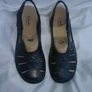 Clarks Bendables size 7m new